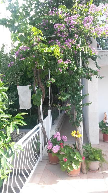 Apartments Dragan Trogir Exterior foto